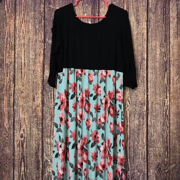 Pinkblush Dresses & Skirts - Women's PinkBlush 3X Teal Floral Maxi Dress